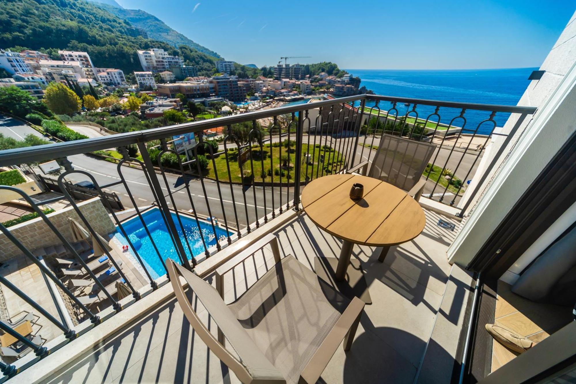 Exclusive Hotel Budva Exterior foto