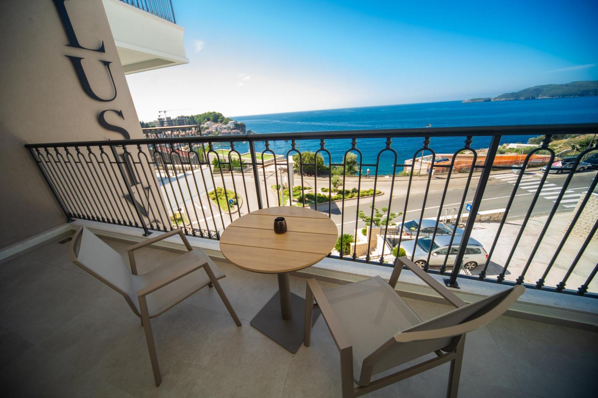Exclusive Hotel Budva Exterior foto